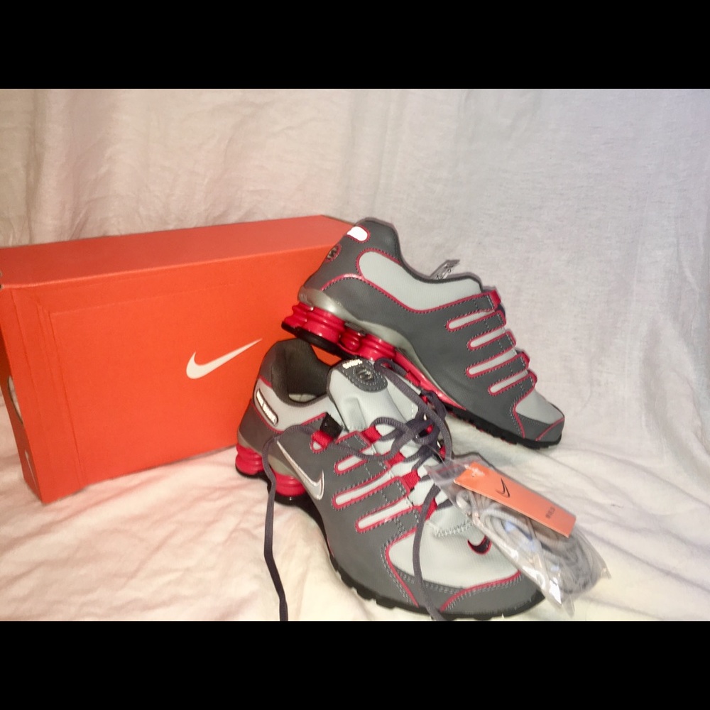 New Men’s Nike Shox Deliver